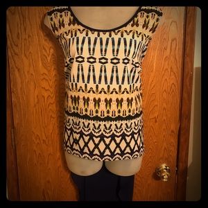 Blue & White Abstract Print High-Low Tank Top 3x